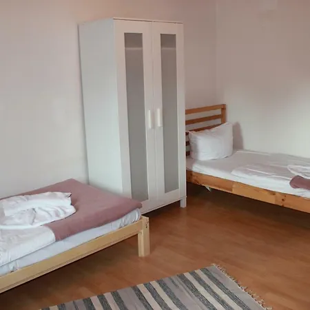Sunnyhome Am Regen Apartment *